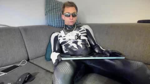 kinky_spidey online show from 11-01-25, 01:57