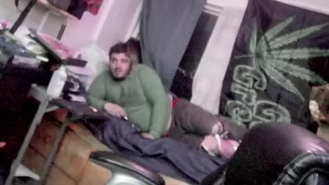 Snapshot of kinkybiguy14 chatting on 12-22-25, 04:31 Kinky Cassie online show from 12-22-25, 04:31