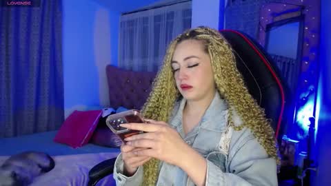  Sara  online show from 03-01-25, 04:26