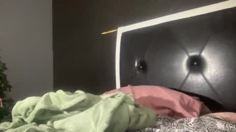 Bunniii online show from 02-01-25, 03:08