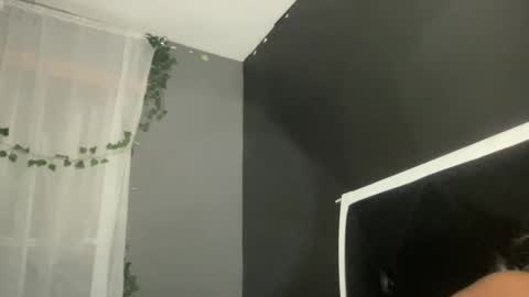 Bunniii online show from 02-09-25, 10:09