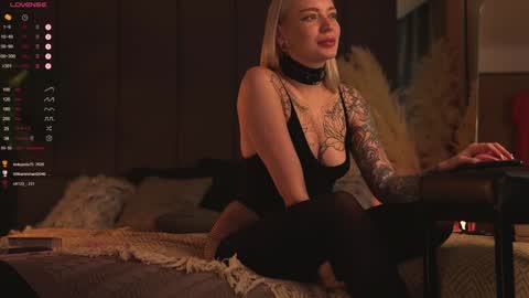 kinkylina_ online show from 12-09-24, 03:11