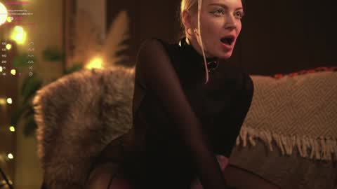 kinkylina_ online show from 01-01-25, 05:22