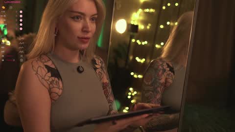 kinkylina_ online show from 01-09-25, 12:09