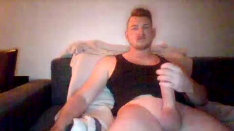 kinkylionboy online show from 01-28-25, 05:03