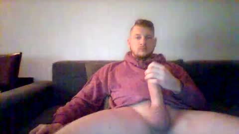 kinkylionboy online show from 02-24-25, 07:52