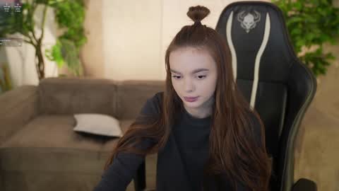 Sweet girls online show from 12-13-25, 07:42