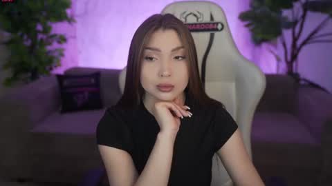 Sweet girls online show from 06-22-26, 08:00
