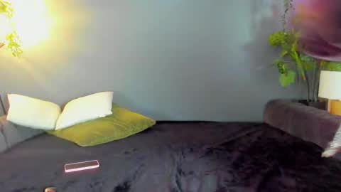 kira_exe online show from 03-27-26, 11:32