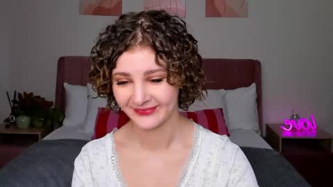 Kira online show from 05-26-26, 12:17