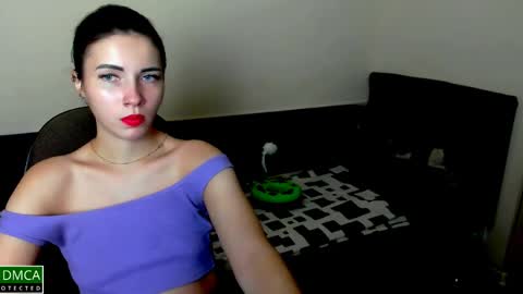 Kira online show from 12-11-24, 07:25
