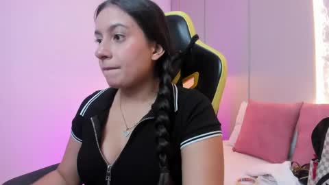 K I R A online show from 05-20-26, 11:05