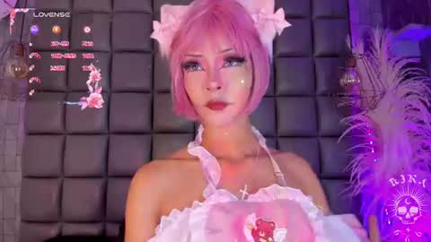 Snapshot of kira_vance chatting on 06-15-26, 04:25 Kira online show from 06-15-26, 04:25