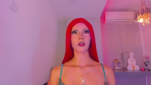 Snapshot of kira_vance chatting on 06-24-26, 11:37 Kira online show from 06-24-26, 11:37