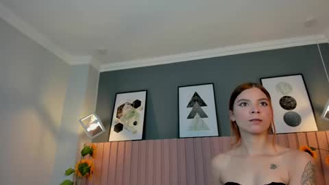 Kira online show from 05-13-26, 12:13