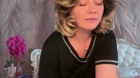 KiraDivine online show from 03-16-26, 01:37