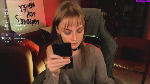 Kira online show from 10-23-25, 08:40