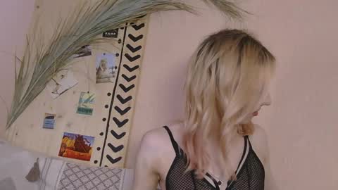 Snapshot of kirana_hayes chatting on 04-06-26, 02:40 Kira online show from 04-06-26, 02:40