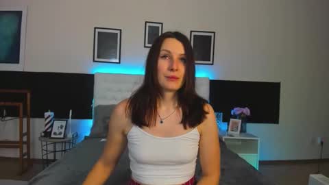 Snapshot of kiraneww chatting on 01-13-26, 06:08 Kira online show from 01-13-26, 06:08