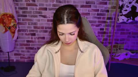 Snapshot of kiravair chatting on 11-29-25, 05:10 kiravair online show from 11-29-25, 05:10