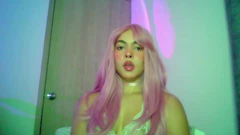 Kiri online show from 09-16-25, 04:46