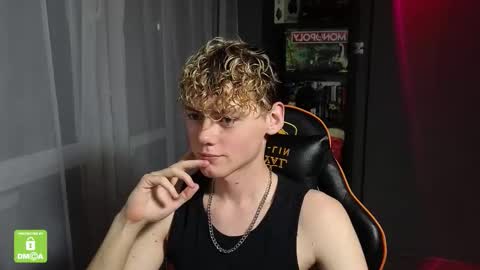 Kirill and Andrey online show from 10-24-25, 01:13