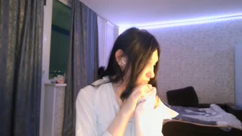 Nicole online show from 10-13-25, 06:08