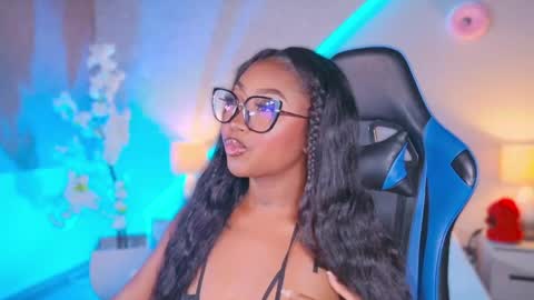 kishalove_ online show from 04-20-26, 10:51