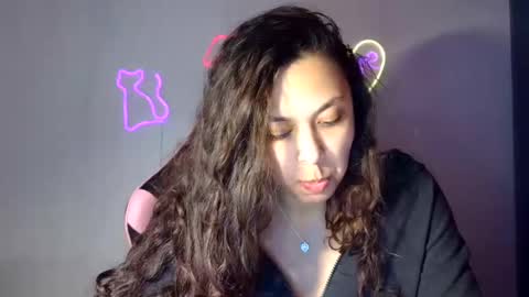 kiss_ameliaa online show from 02-25-25, 06:09