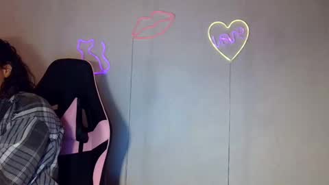 kiss_ameliaa online show from 03-01-25, 05:38