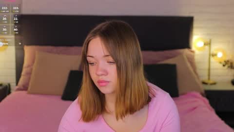 Snapshot of kiss_moon chatting on 02-20-26, 07:10 Kiss Moon online show from 02-20-26, 07:10