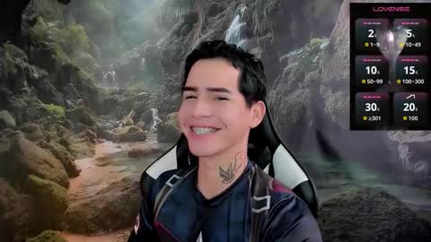 Snapshot of kiss_whitee chatting on 02-24-26, 02:04 kiss_whitee online show from 02-24-26, 02:04