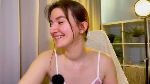 call me Luna online show from 05-26-26, 10:11