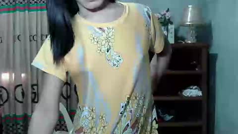 Snapshot of kisses_heart chatting on 02-09-25, 04:57 kisses_heart online show from 02-09-25, 04:57