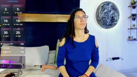 Kissing Company online show from 02-13-25, 07:13