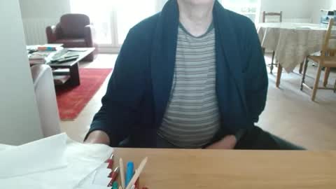kisslog1 online show from 05-10-26, 07:13