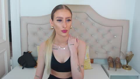 Natalie online show from 03-12-26, 10:10