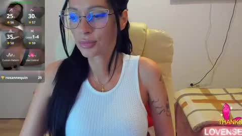 Snapshot of kisssnicol chatting on 06-11-26, 04:49 kisssnicol online show from 06-11-26, 04:49