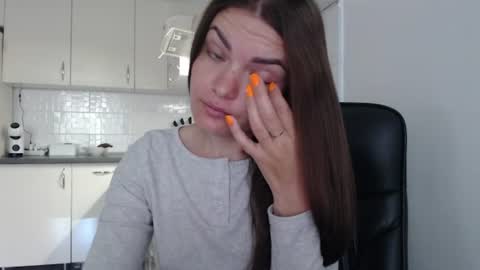 Im Amaia   Everyone Merry Christmas  online show from 07-09-26, 09:13