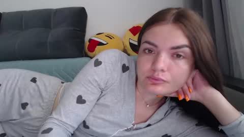 Im Amaia   Everyone Merry Christmas  online show from 07-19-26, 08:51