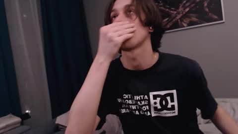 Snapshot of kitkatsweetspot chatting on 03-01-26, 08:11 kitkatsweetspot online show from 03-01-26, 08:11