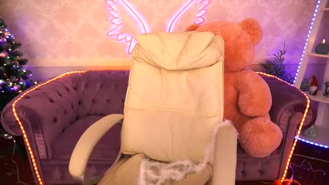 kitness online show from 12-15-24, 11:09