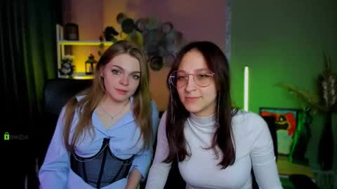 Snapshot of kitniss_dreamy chatting on 09-09-25, 01:16 kitniss online show from 09-09-25, 01:16