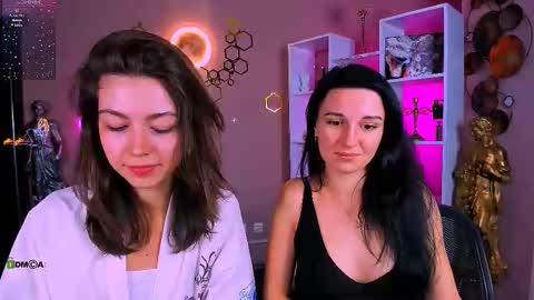 Snapshot of kitniss_dreamy chatting on 10-01-25, 12:11 kitniss online show from 10-01-25, 12:11
