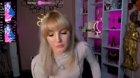 Snapshot of kitniss_dreamy chatting on 10-06-25, 07:22 kitniss online show from 10-06-25, 07:22