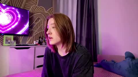 Snapshot of kitostrum chatting on 04-19-26, 02:05 Tanesha online show from 04-19-26, 02:05