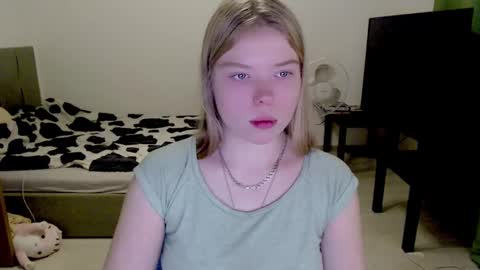 Snapshot of kitten_jenny01 chatting on 12-16-24, 07:26 Jennyblonde and Emmabrunette online show from 12-16-24, 07:26