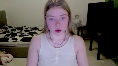 Snapshot of kitten_jenny01 chatting on 12-23-24, 05:11 Jennyblonde and Emmabrunette online show from 12-23-24, 05:11