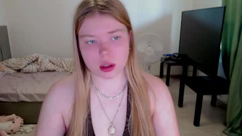 Jennyblonde and Emmabrunette online show from 05-27-26, 01:30