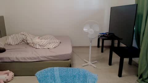 Jennyblonde and Emmabrunette online show from 05-28-26, 04:15